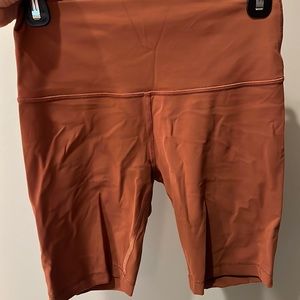 Lulu lemon bike shorts/excellent condition